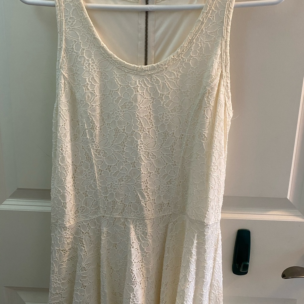 White lace dress